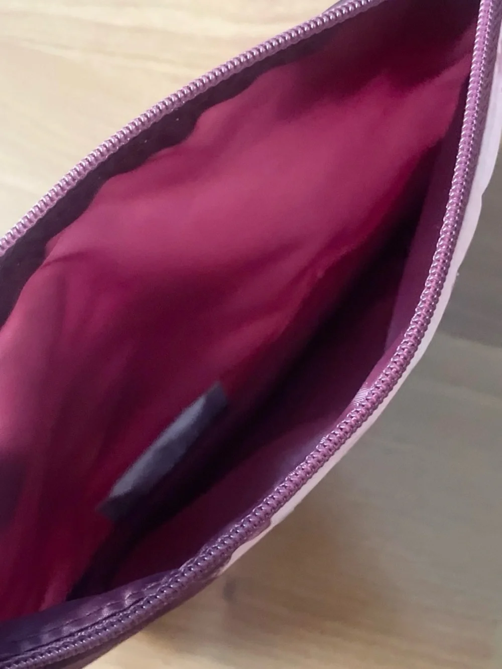 NWOT Jonathan Cohen for Clinique Cosmetic Bag